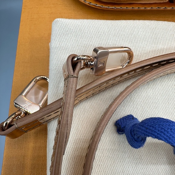 Louis Vuitton Alma bb copper 2025 - Picture 5 of 16